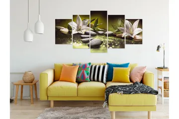 Tavla Lilies And Stones 5 Parts Wide Green 200x100 - Artgeist sp. z o. o. - Inredning - Tavlor & konst - Canvastavlor