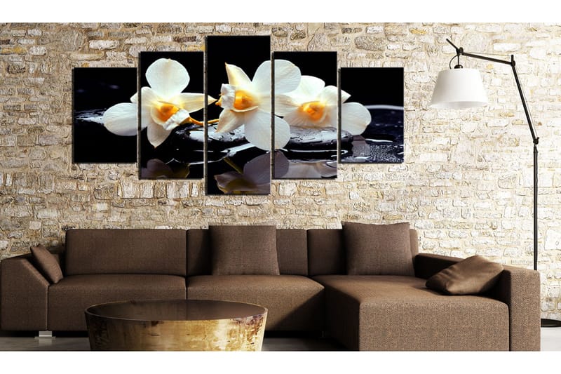 Tavla Orchids With Orange Accent 100x50 - Artgeist sp. z o. o. - Inredning - Tavlor & konst - Canvastavlor