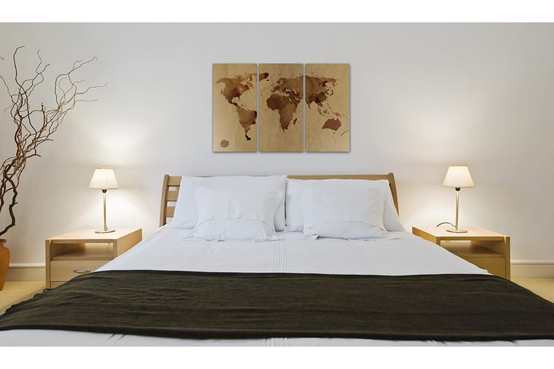 Tavla Världen målad med kaffe Triptych 90x60 - Artgeist sp. z o. o. - Inredning - Tavlor & konst - Canvastavlor