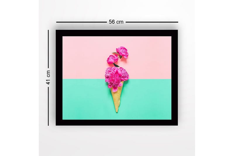 Inramad Canvastavla i trä - 41x56 cm - Blommor i en glasskon som står mot en färgglad bakgrund - Rosa / Grön / Gul - Inredning - Tavlor & konst