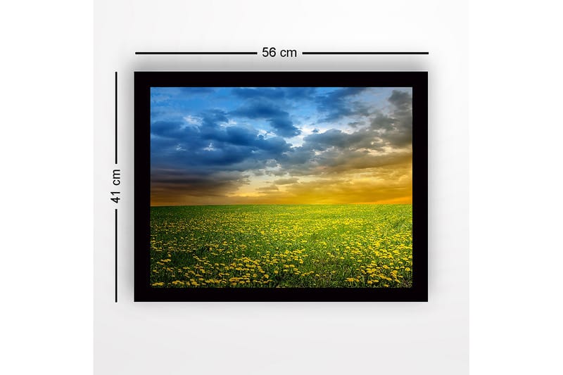Inramad Canvastavla i trä - 41x56 cm - Blomstrande äng med gula maskrosor under en dramatisk himmel - Gult / Blått / Grönt - Inredning - Tavlor & konst