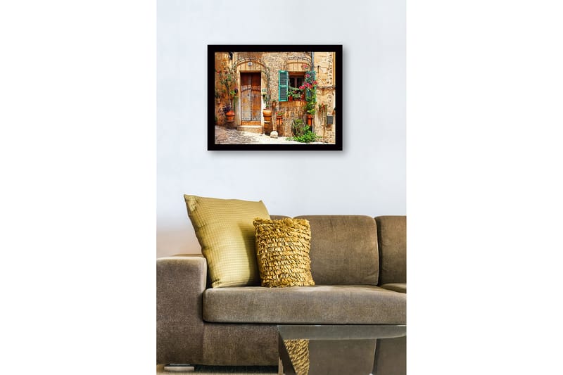 Inramad Canvastavla i trä - 41x56 cm - Charmig husfasad med blomsterdekorationer och gröna fönsterluckor - Terrakotta / Grön / Beige - Inredning - Tavlor & konst