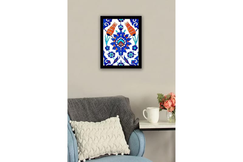 Inramad Canvastavla i trä - 41x56 cm - Färgglad blomsterdesign med stiliserade blommor och bladverk - Blå / Röd / Grön - Inredning - Tavlor & konst