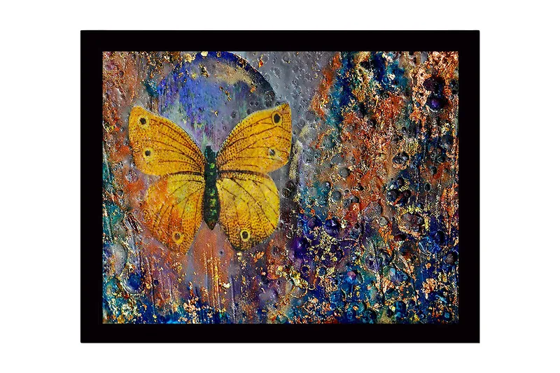 Inramad Canvastavla i trä - 41x56 cm - Färgglad fjäril med detaljerad textur i bakgrunden, Guld / Blå / Orange