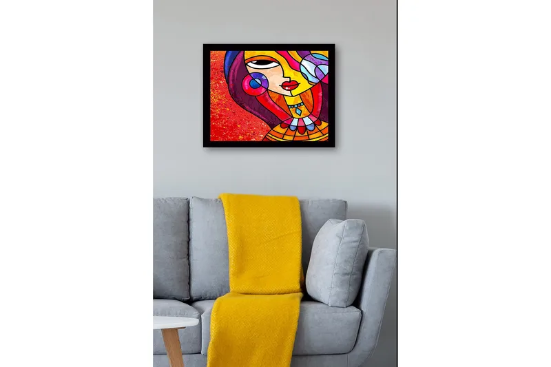 Inramad Canvastavla i trä - 41x56 cm - Färgglad kvinna med stiliserat ansikte och smycken - Röd / Gul / Lila - Inredning - Tavlor & konst