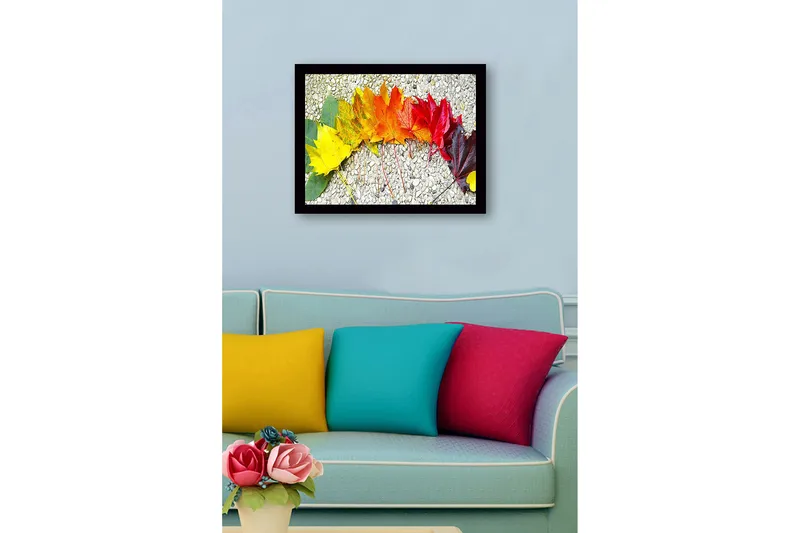 Inramad Canvastavla i trä - 41x56 cm - Färgglad rad av höstlöv i olika nyanser - Gult / Orange / Rött - Inredning - Tavlor & konst