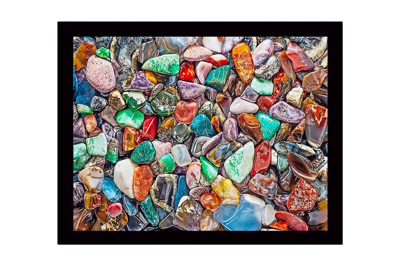 Inramad Canvastavla i trä - 41x56 cm - Färgglada ädelstenar i en rik mosaik av former och nyanser, Grön / Röd / Blå