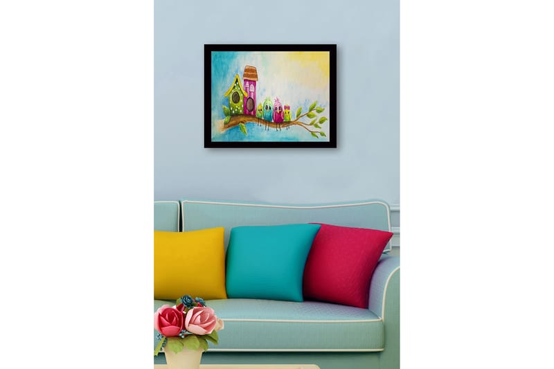 Inramad Canvastavla i trä - 41x56 cm - Färgglada fåglar på en gren med fågelholkar i bakgrunden - Grön / Rosa / Blå - Inredning - Tavlor & konst