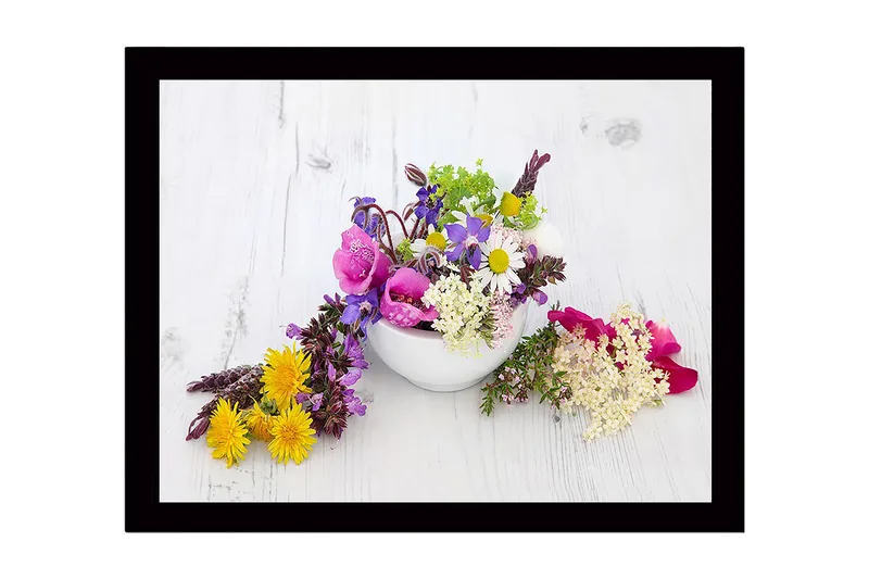 Inramad Canvastavla i trä - 41x56 cm - Färgrik bukett av blommor i en vit skål - Lila / Rosa / Gul - Inredning - Tavlor & konst