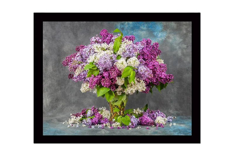 Inramad Canvastavla i trä - 41x56 cm - Färgrik bukett av syrenblommor - Lila / Vit / Grön - Inredning - Tavlor & konst