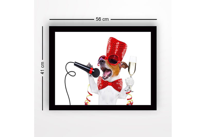 Inramad Canvastavla i trä - 41x56 cm - Festlig hund med mikrofon och champagneglas - Röd / Svart / Vit - Inredning - Tavlor & konst
