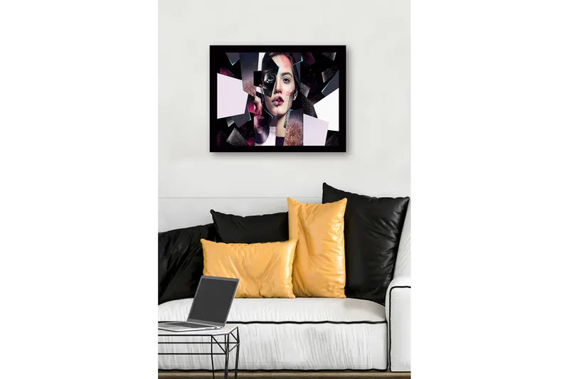 Inramad Canvastavla i trä - 41x56 cm - Fragmenterad porträtt av en kvinna med geometriska former - Svart / Rosa / Ljusblå - Inredning - Tavlor & konst