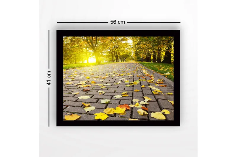 Inramad Canvastavla i trä - 41x56 cm - Gyllene höstlöv på en stenlagd väg - Gult / Orange / Brunt - Inredning - Tavlor & konst