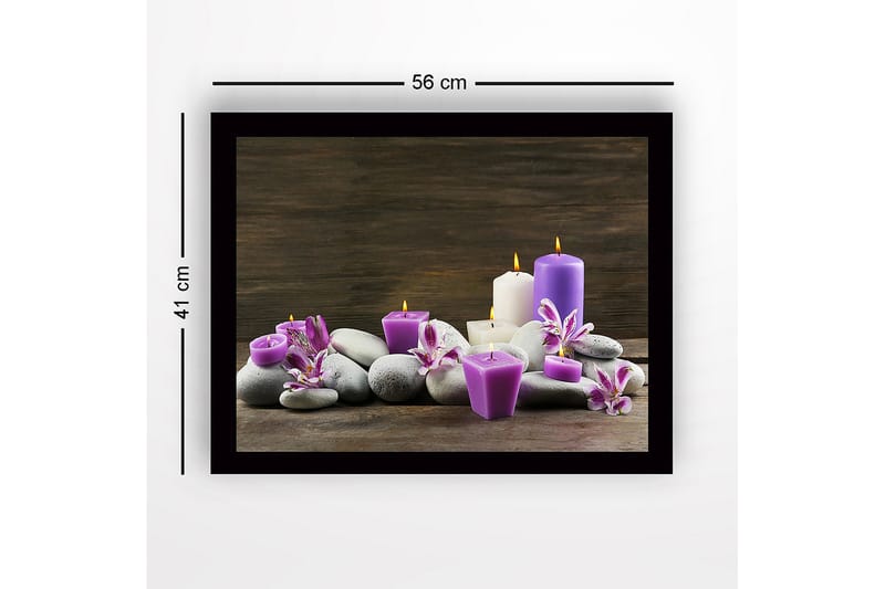 Inramad Canvastavla i trä - 41x56 cm - Lugnande arrangemang av ljus och stenar med blommor - Lila / Vit / Grå - Inredning - Tavlor & konst