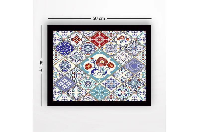 Inramad Canvastavla i trä - 41x56 cm - Mönstrad kakelkomposition med blommotiv och geometriska former - Blå / Röd / Vit - Inredning - Tavlor & konst