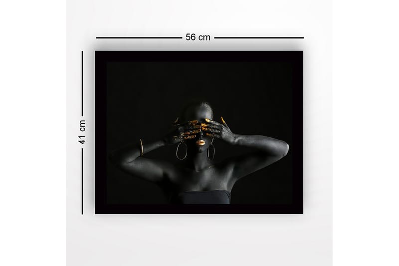 Inramad Canvastavla i trä - 41x56 cm - Mörk figur med guldiga detaljer som täcker ansiktet och händerna - Svart / Guld - Inredning - Tavlor & konst