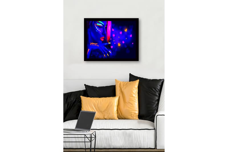 Inramad Canvastavla i trä - 41x56 cm - Neonfärgad porträtt av en kvinna med starka ansiktsmålningar - Blå / Neonorange / Rosa - Inredning - Tavlor & konst