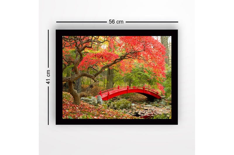 Inramad Canvastavla i trä - 41x56 cm - Röd bro omgiven av höstfärgade träd och löv - Röd / Grön / Brun - Inredning - Tavlor & konst