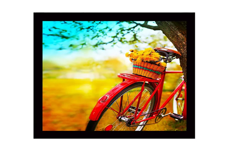 Inramad Canvastavla i trä - 41x56 cm - Röd cykel med en korg fylld av blommor - Röd / Gul / Grön - Inredning - Tavlor & konst