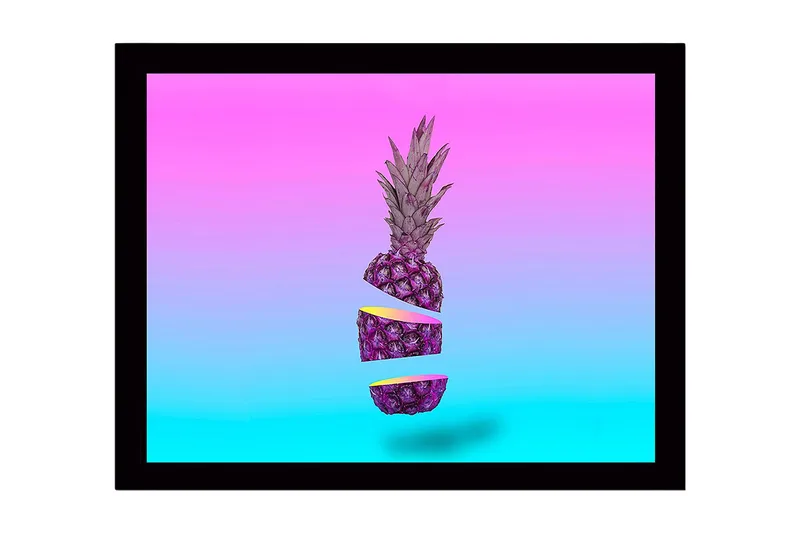 Inramad Canvastavla i trä - 41x56 cm - Skivad ananas i en surrealistisk komposition, Lila / Rosa / Turkos