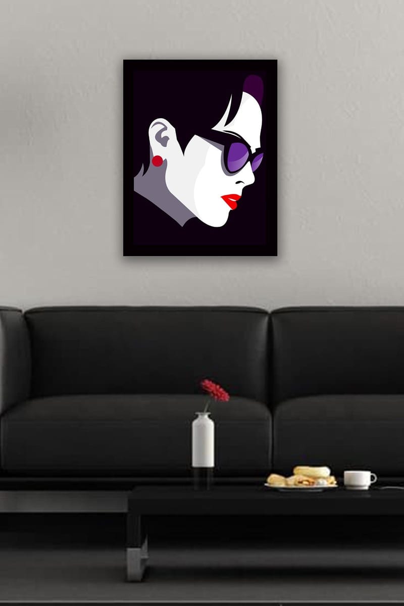 Inramad Canvastavla i trä - 41x56 cm - Stiliserad profil av en kvinna med solglasögon - Mörklila / Röd / Vit - Inredning - Tavlor & konst