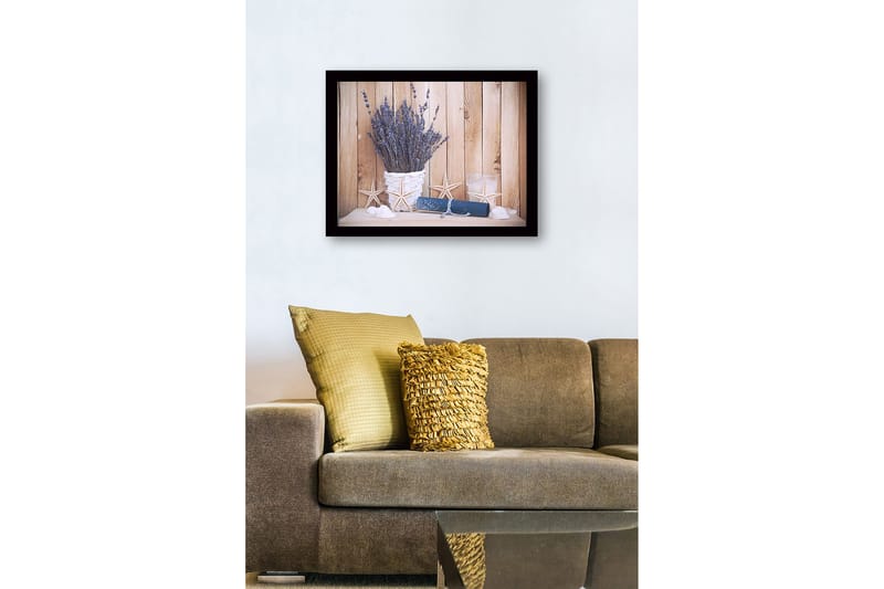 Inramad Canvastavla i trä - 41x56 cm - Torkad lavendel i en vit korg med sjöstjärnor och en rulle papper - Lila / Vit / Blå - Inredning - Tavlor & konst