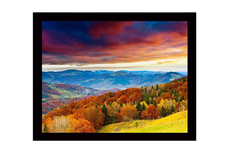 Inramad Canvastavla i trä - 41x56 cm - Vacker höstlandskap med färgglada träd och fjärran berg, Orange / Grön / Blå