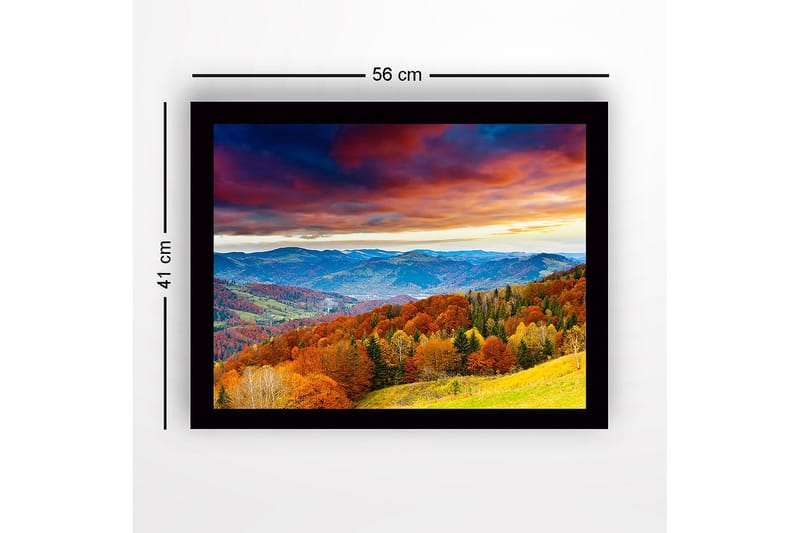 Inramad Canvastavla i trä - 41x56 cm - Vacker höstlandskap med färgglada träd och fjärran berg - Orange / Grön / Blå - Inredning - Tavlor & konst