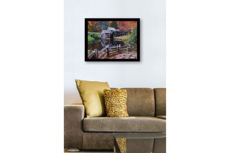 Inramad Canvastavla i trä - 41x56 cm - Vacker kvarn vid en spegelblanka sjö omgiven av höstfärger - Grön / Orange / Brun - Inredning - Tavlor & konst
