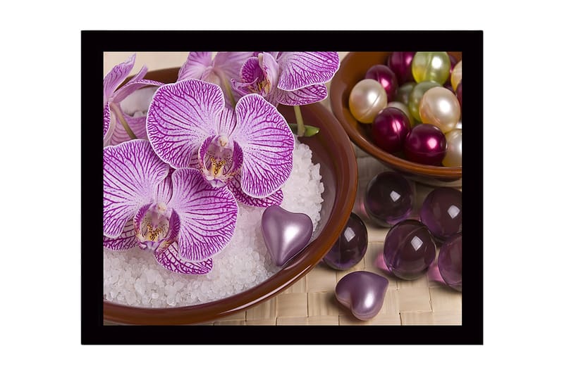 Inramad Canvastavla i trä - 41x56 cm - Vacker samling av orkidéer och dekorationer i skålar - Lila / Vit / Grön - Inredning - Tavlor & konst