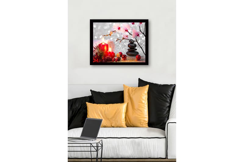 Inramad Canvastavla i trä - 41x56 cm - Vacker stillhet med ljus, blommor och stenar - Röd / Svart / Rosa - Inredning - Tavlor & konst