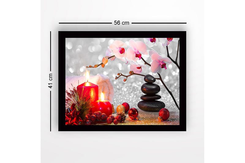 Inramad Canvastavla i trä - 41x56 cm - Vacker stillhet med ljus, blommor och stenar - Röd / Svart / Rosa - Inredning - Tavlor & konst