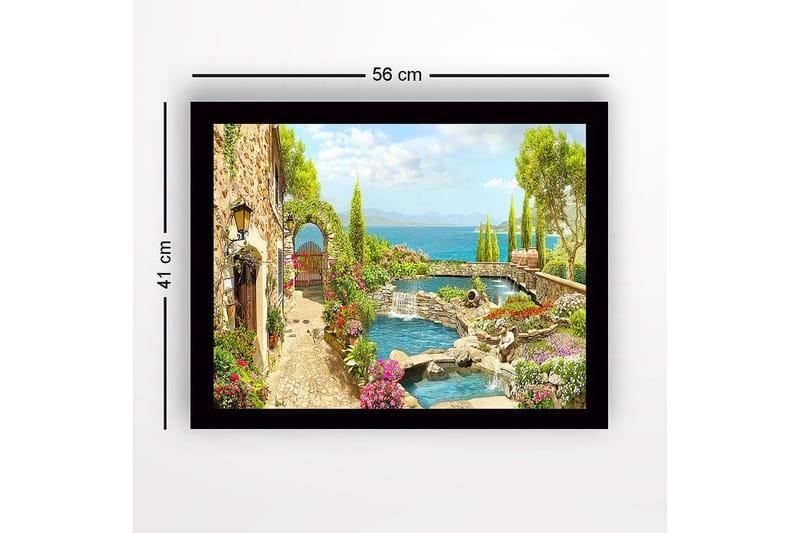 Inramad Canvastavla i trä - 41x56 cm - Vacker trädgård med blomsterarrangemang och en stilla vattenyta - Grön / Rosa / Blå - Inredning - Tavlor & konst