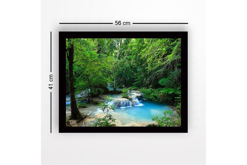 Inramad Canvastavla i trä - 41x56 cm - Vacker vattenfall i en grönskande skogsmiljö - Grön / Blå / Beige - Inredning - Tavlor & konst