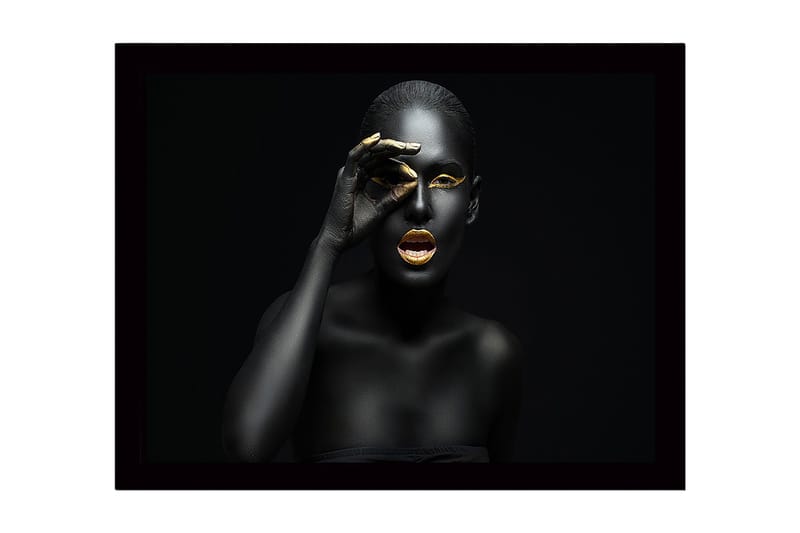 Inramad Canvastavla i trä - 41x56 cm - Porträtt av en kvinna med svart kroppsmålning och guldiga detaljer - Svart / Guld - Inredning - Tavlor & konst