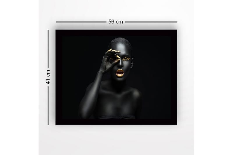 Inramad Canvastavla i trä - 41x56 cm - Porträtt av en kvinna med svart kroppsmålning och guldiga detaljer - Svart / Guld - Inredning - Tavlor & konst