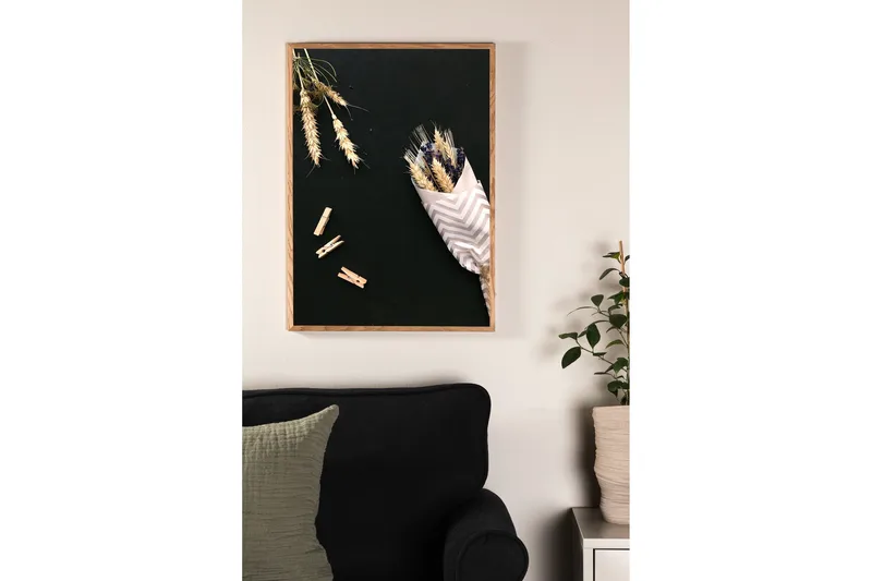 Poster Flowers on table 30x40 cm - Svart/Beige - Inredning - Tavlor & konst - Posters & prints