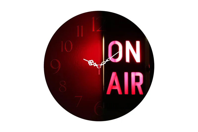 Dekorativ MDF Väggklocka 40 cm, Flerfärgad