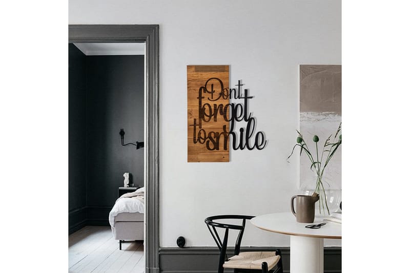 Don't Forget To Smile Väggdekor - Svart/Valnöt - Inredning - Väggdekor - Skylt - Plåtskyltar