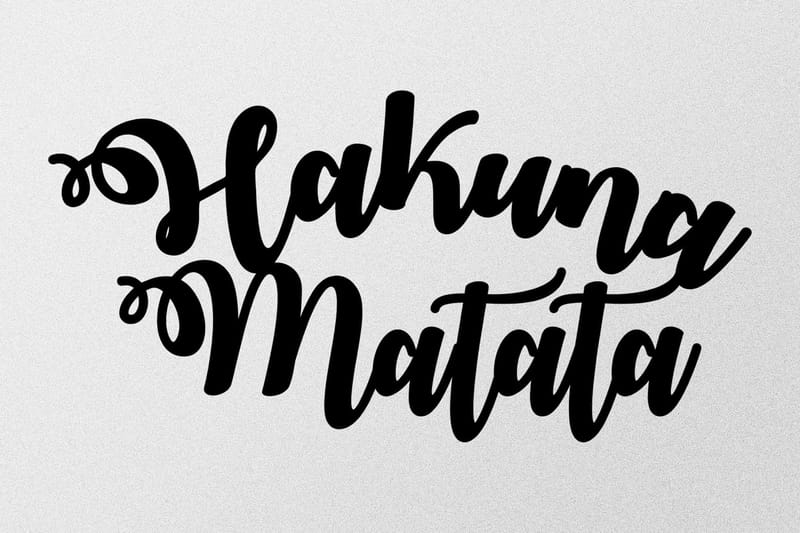 Hakuna Matata Väggdekor - Svart - Inredning - Väggdekor - Skylt - Plåtskyltar
