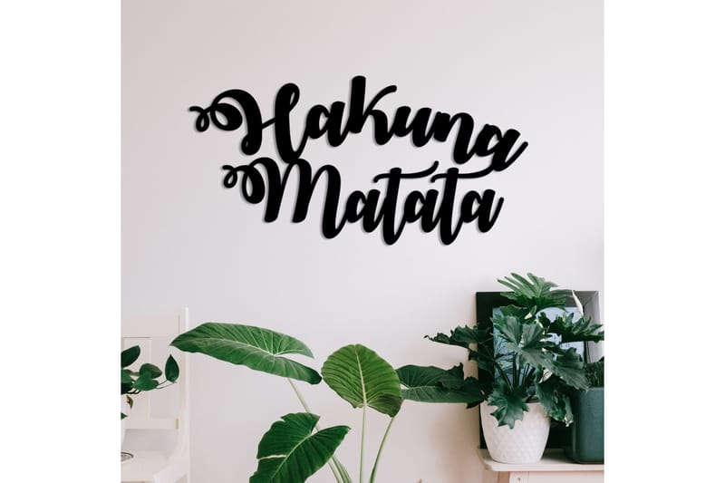 Hakuna Matata Väggdekor - Svart - Inredning - Väggdekor - Skylt - Plåtskyltar