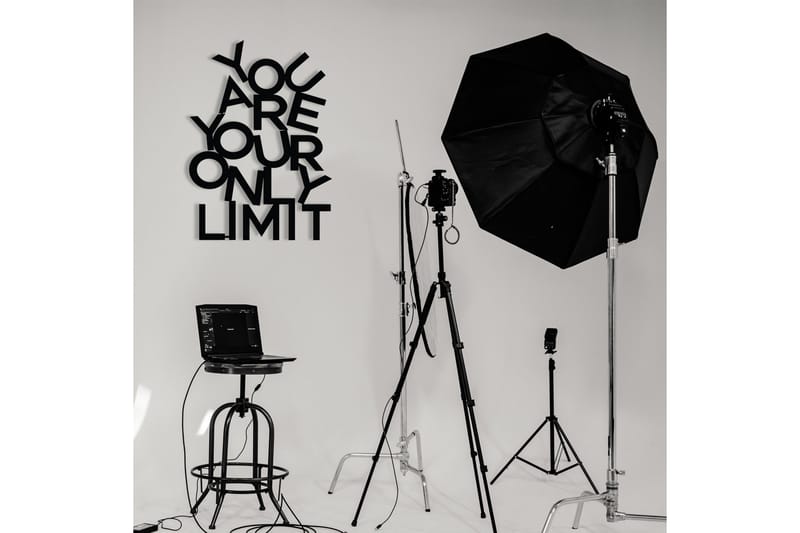 Limit Väggdekor - Svart - Inredning - Väggdekor - Skylt - Plåtskyltar