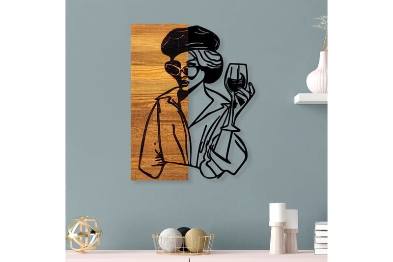 Woman 2 Väggdekor - Svart/Ljus Valnöt - Inredning - Väggdekor - Skylt - Plåtskyltar