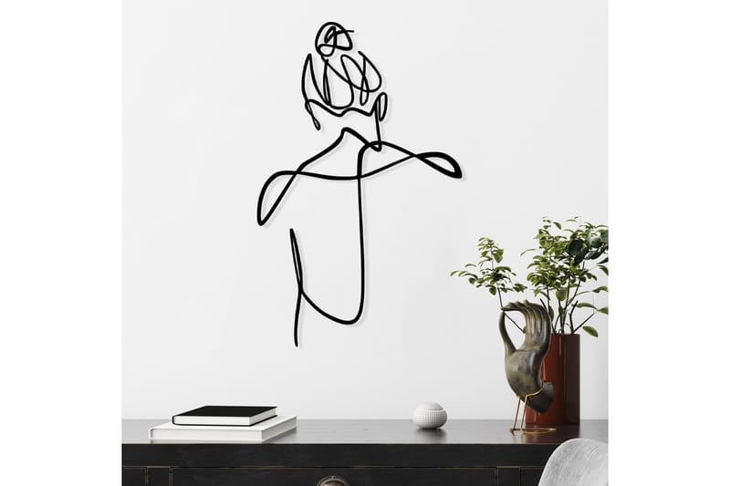 Woman With Hair Bun Väggdekor - Svart - Inredning - Väggdekor - Skylt - Plåtskyltar