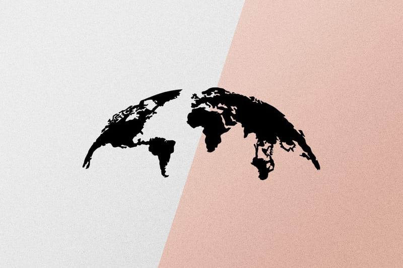 World Map Small 100 cm Väggdekor - Svart - Inredning - Väggdekor - Skylt - Plåtskyltar