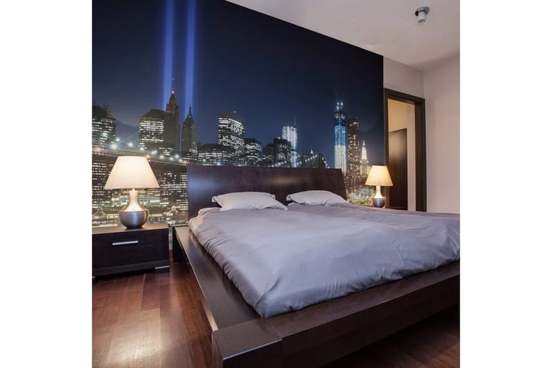 Fototapet Floodlights Over NYC 450x270 - Artgeist sp. z o. o. - Inredning - Väggdekor - Tapet & tapettillbehör - Fototapet