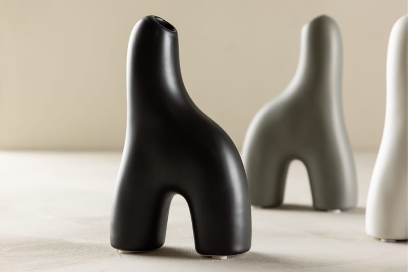 Aya Vas 9,4x9,4 cm - Svart - Inredning - Vas