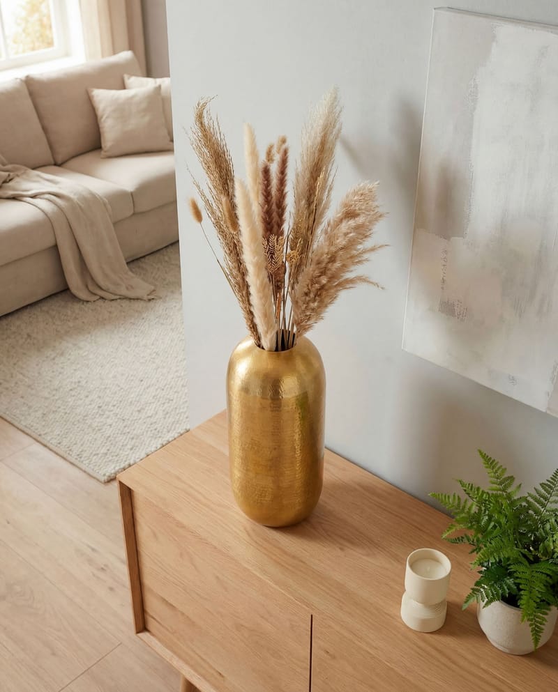 Korva Golvvas 45 cm i aluminium - Guld - Inredning - Vas