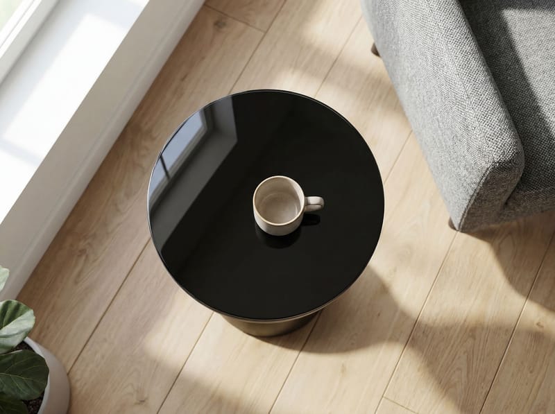 Relvik Runt sidobord 23 cm i metall och glas - Svart - Inredning - Vas