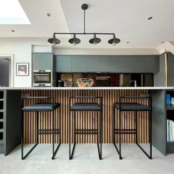Trälamell akustikpaneler | 2700x600x21mm | Vit ek - Hus & renovering - Bygg - Golv, vägg & tak - Golv & väggbeklädnad - Väggpanel & panelskiva